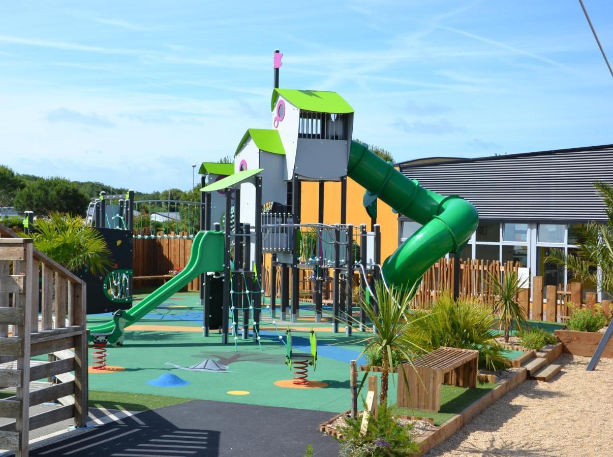 Camping Sunissim Le Bel Air 5 Stars By Locatour Hotell Les Sables-dʼOlonne Exteriör bild
